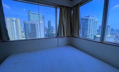 For rent 3 bedrooms condo in Sathon, Bangkok
