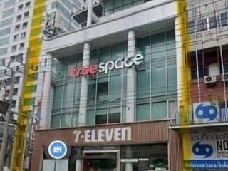 For sale 5 bedrooms retail Space in Watthana, Bangkok