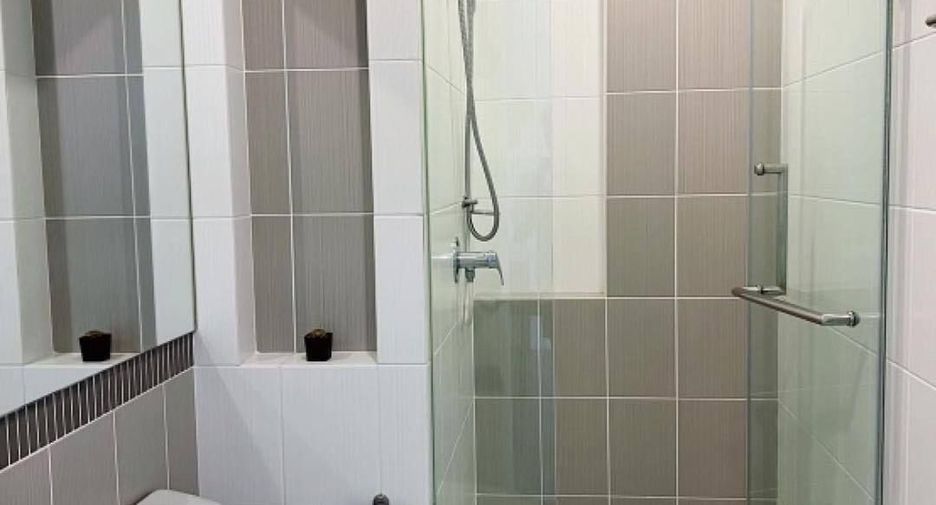 For rent 2 bedrooms condo in Bang Sue, Bangkok