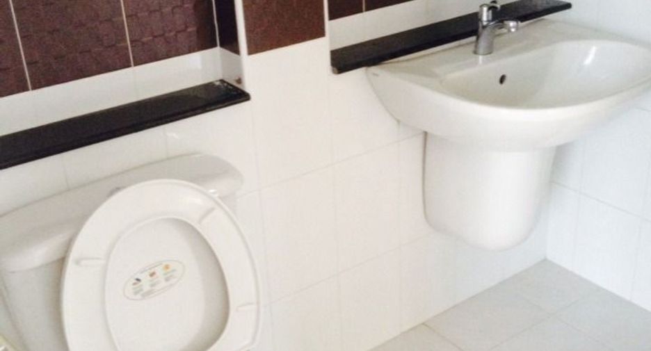 For sale 3 bedrooms house in Bang Phli, Samut Prakan