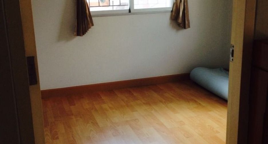 For sale 3 bedrooms house in Bang Phli, Samut Prakan