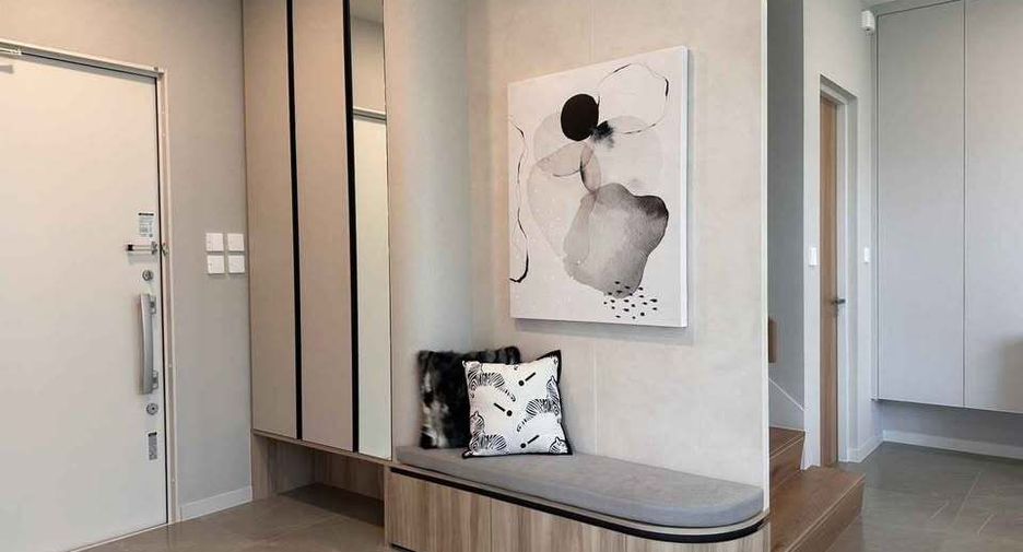 Casa en alquiler de 4 habitaciones en Bang Phli, Samut Prakan