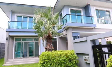 Haus zum Kauf und zur Miete mit 4 Zimmer in Saphan Sung, Bangkok