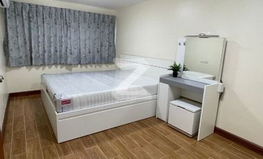 For rent 2 bedrooms condo in Ratchathewi, Bangkok
