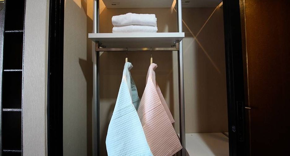For rent 1 bed condo in Yan Nawa, Bangkok