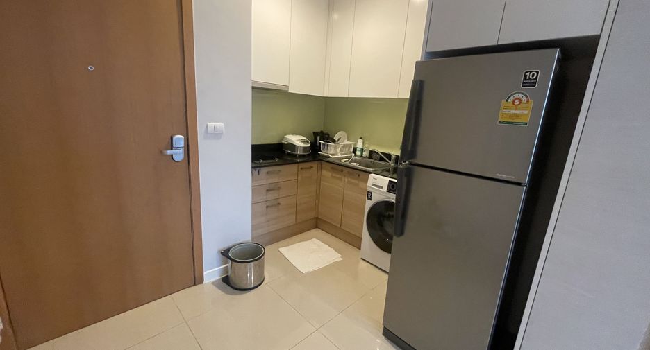 For sale 1 bed condo in Watthana, Bangkok