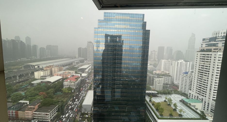 For sale 1 bed condo in Watthana, Bangkok
