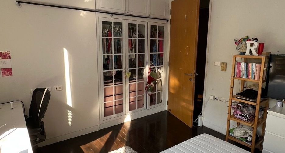 Продажа 2 спальни кондо в Кхлонг Тоеи, Бангкок