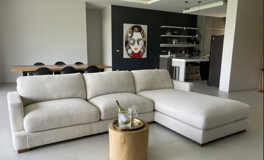 For sale 3 bedrooms villa in Thalang, Phuket
