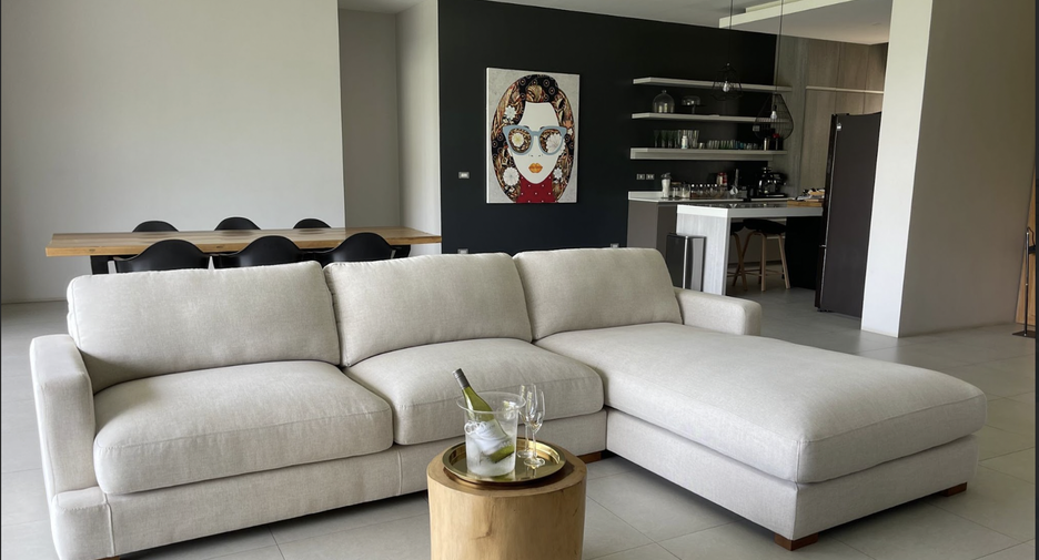 For sale 3 bedrooms villa in Thalang, Phuket