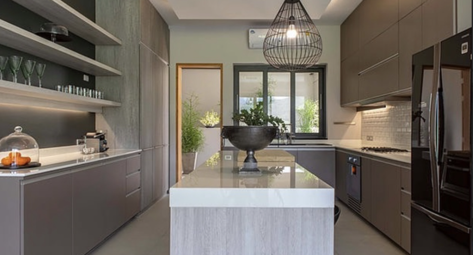 For sale 3 bedrooms villa in Thalang, Phuket
