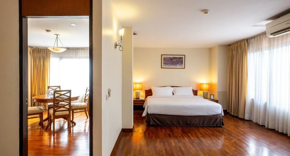 For rent 1 bed condo in Sathon, Bangkok