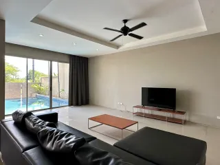Villa en venta de 4 habitaciones en Mueang Phuket, Phuket