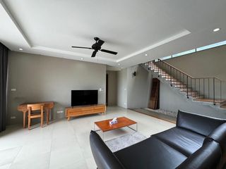 Villa en venta de 4 habitaciones en Mueang Phuket, Phuket