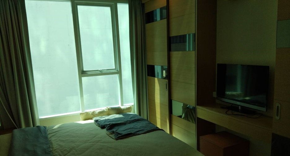 À vendre 2 chambres condo à Watthana, Bangkok