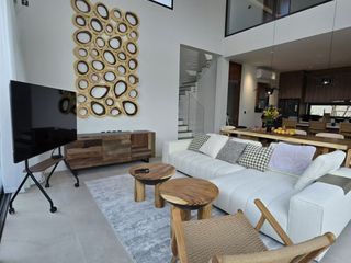 ให้เช่า 4 ห้องนอน วิลล่า ใน เมืองภูเก็ต, ภูเก็ต