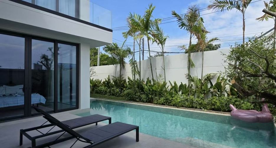 For rent 4 bedrooms villa in Mueang Phuket, Phuket