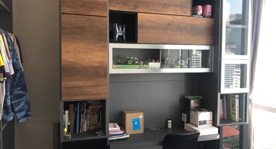 For sale 2 bedrooms condo in Sathon, Bangkok