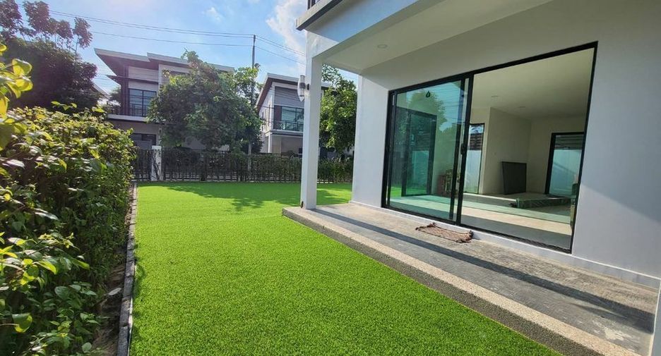 For sale 3 bedrooms house in Prawet, Bangkok