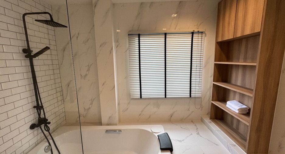 For rent 3 bedrooms villa in Thalang, Phuket
