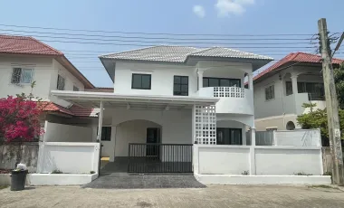 For sale 3 bedrooms house in Nong Khaem, Bangkok