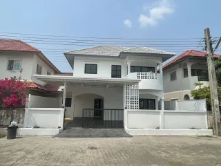 For sale 3 bedrooms house in Nong Khaem, Bangkok