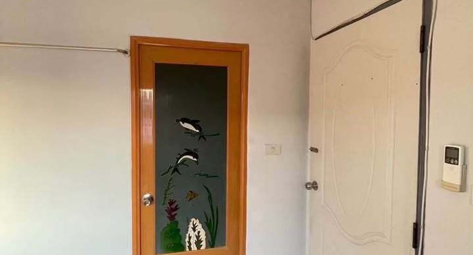 Haus zur Miete mit 5 Zimmer in Bang Khen, Bangkok