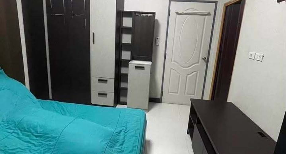 Haus zur Miete mit 5 Zimmer in Bang Khen, Bangkok