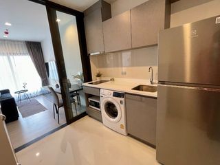 Condo en alquiler de 1 habitaciones en Huai Khwang, Bangkok