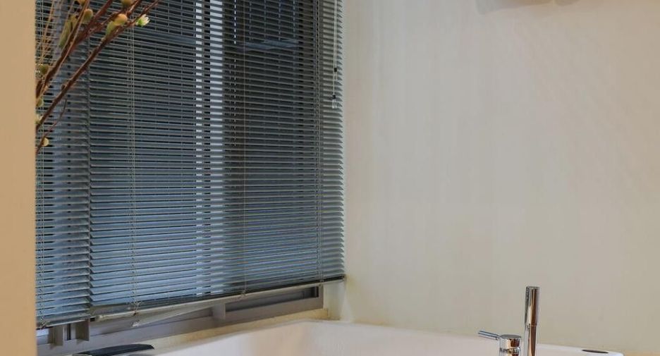 For rent 2 bedrooms condo in Mueang Phuket, Phuket