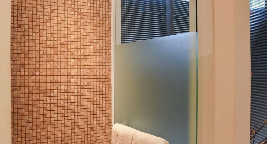 For rent 2 bedrooms condo in Mueang Phuket, Phuket