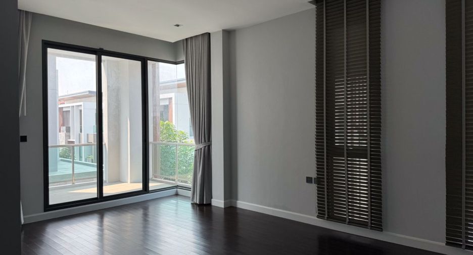 For rent 4 bedrooms house in Suan Luang, Bangkok