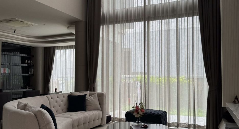 For rent 4 bedrooms house in Suan Luang, Bangkok