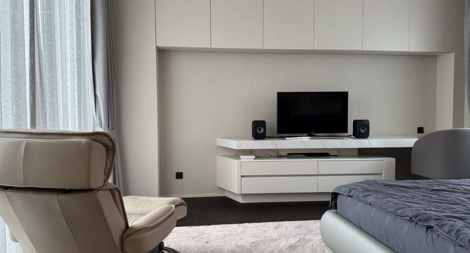 For rent 4 bedrooms house in Suan Luang, Bangkok