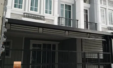 For sale 4 bedrooms townhouse in Prawet, Bangkok