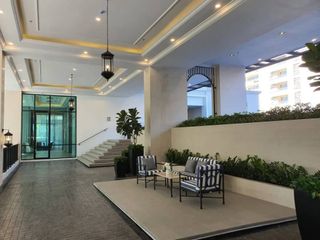 Продажа 1 кровать кондо в Банг Капи, Бангкок