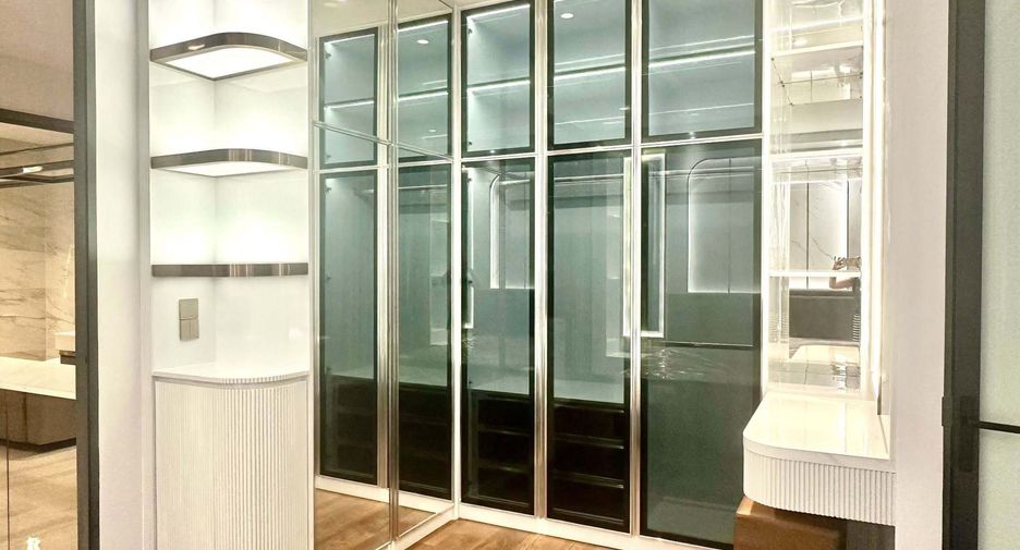 For rent 1 bed condo in Sathon, Bangkok
