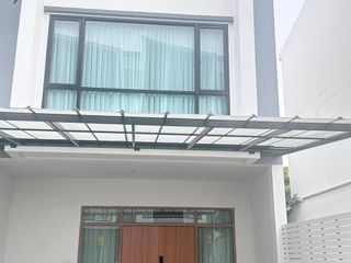 For sale and for rent 3 bedrooms townhouse in Phra Khanong, Bangkok