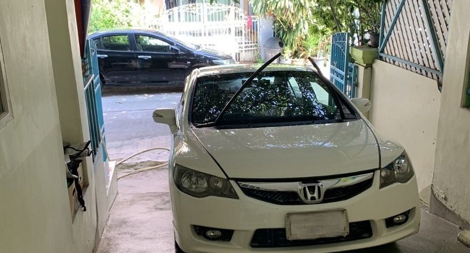 For sale 3 bedrooms townhouse in Bang Phli, Samut Prakan