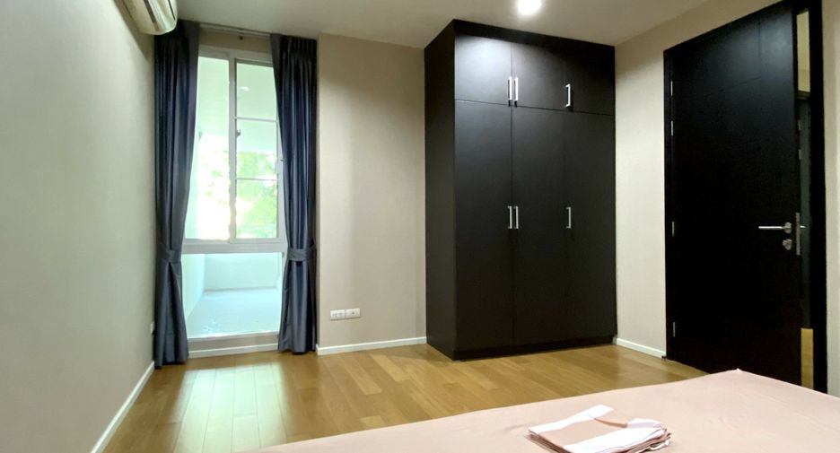 For sale and for rent 2 bedrooms condo in Watthana, Bangkok