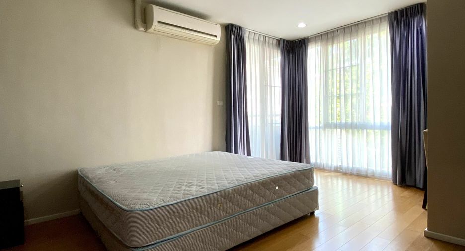 For sale and for rent 2 bedrooms condo in Watthana, Bangkok
