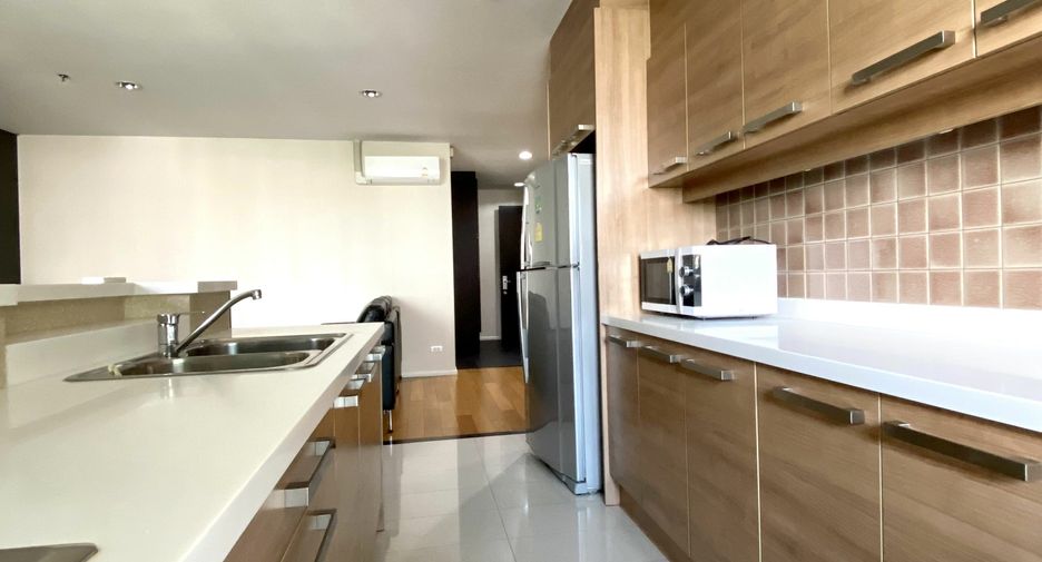 For sale and for rent 2 bedrooms condo in Watthana, Bangkok