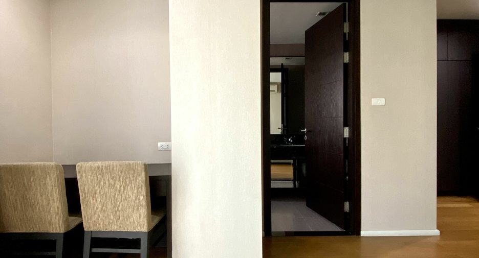 For sale and for rent 2 bedrooms condo in Watthana, Bangkok