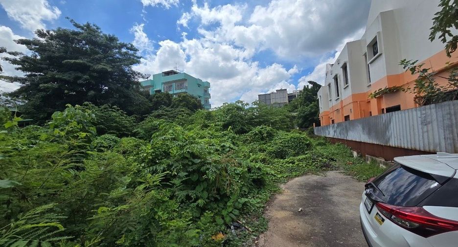 For sale land in Bang Kapi, Bangkok