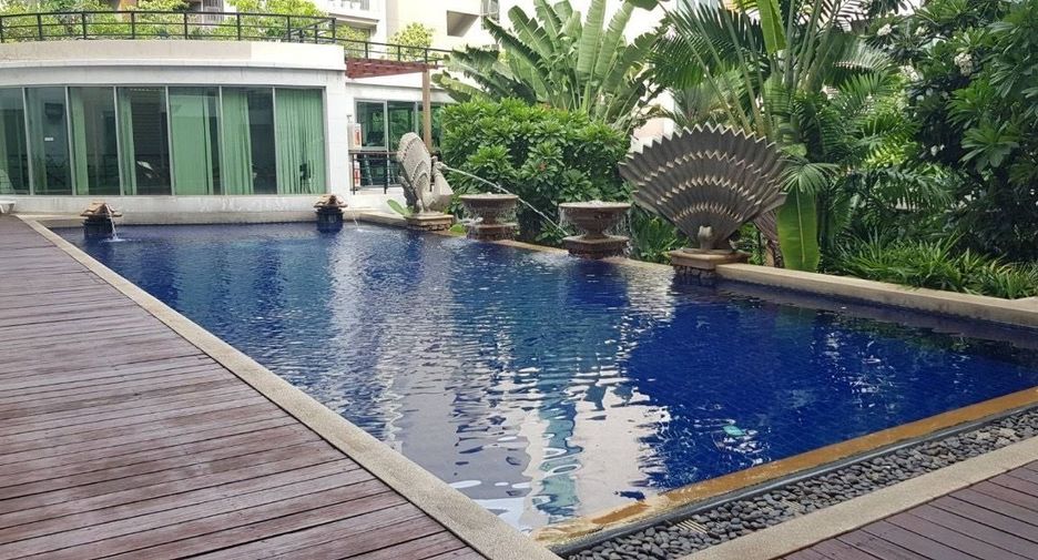 For sale 1 bed condo in Yan Nawa, Bangkok