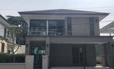 For sale 3 bedrooms house in Khan Na Yao, Bangkok