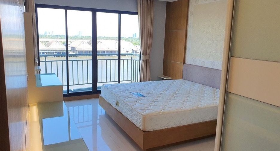 For rent 3 bedrooms condo in Yan Nawa, Bangkok
