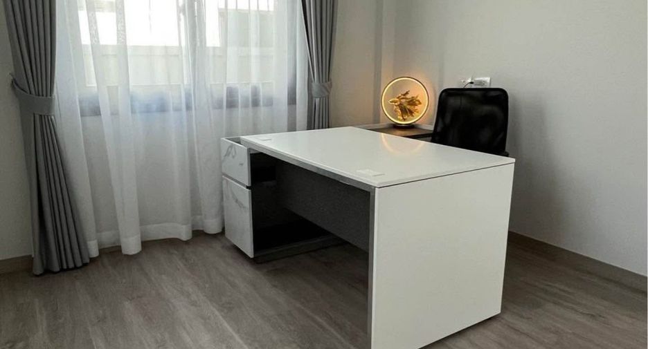 Haus zum Kauf und zur Miete mit 4 Zimmer in Mueang Phuket, Phuket