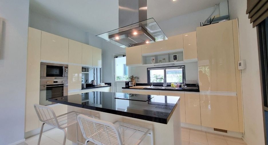 Villa zur Miete mit 2 Zimmer in Mueang Phuket, Phuket