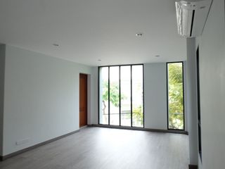 Haus zum Kauf mit 6 Zimmer in Bang Phli, Samut Prakan